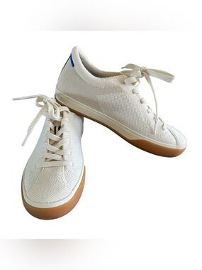 Rothy's The Lace Up Sneakers
Cream Eggshell White
Comfortable Shoes Size8”